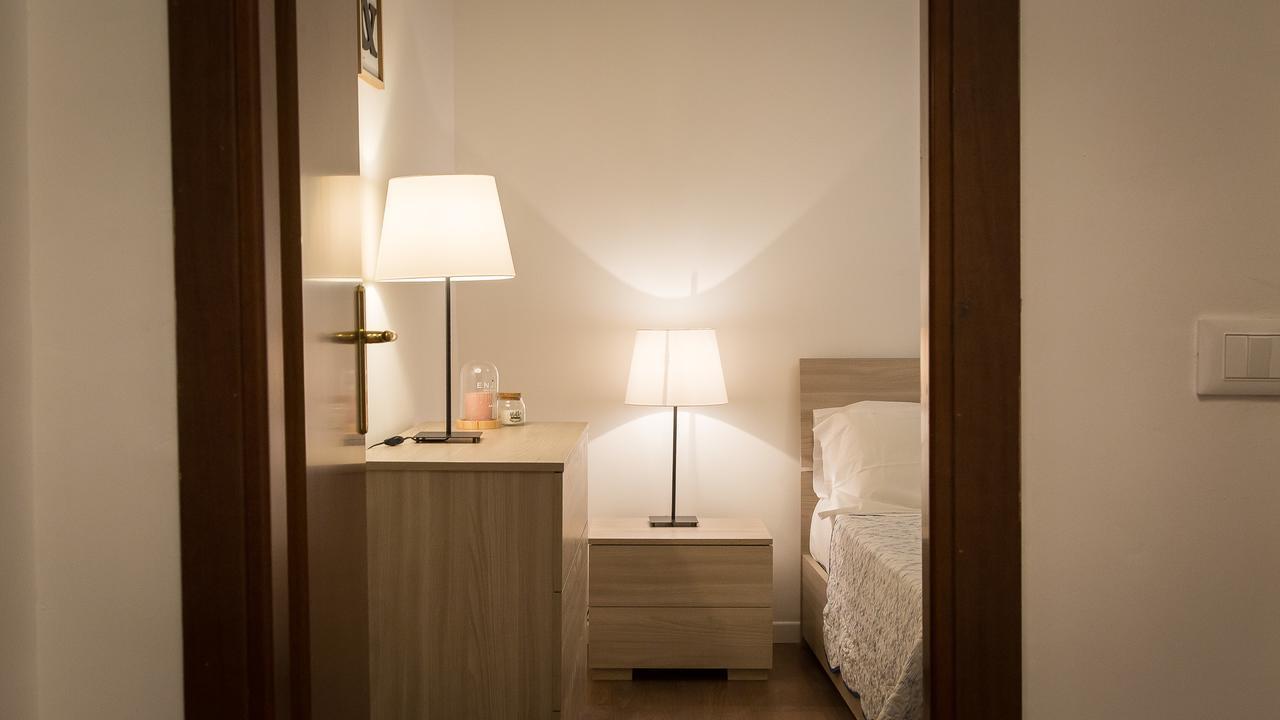 Rental In Rome Pelliccia Bagian luar foto