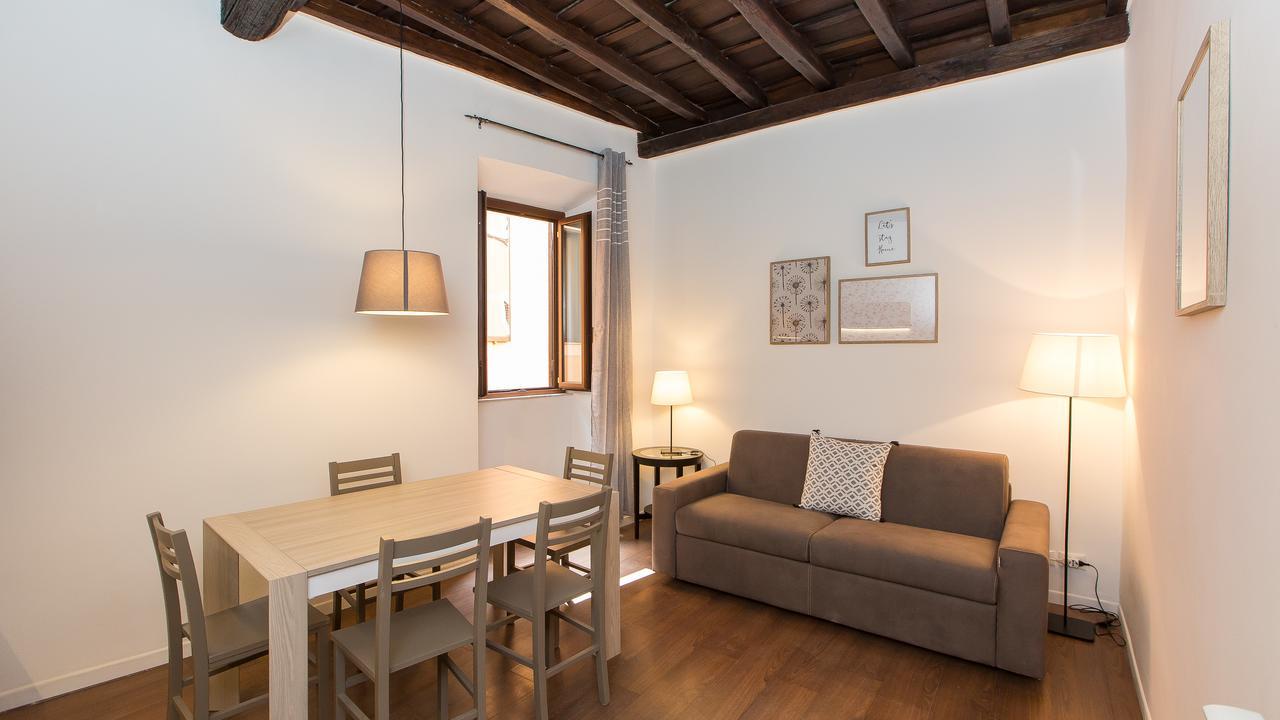 Rental In Rome Pelliccia Bagian luar foto